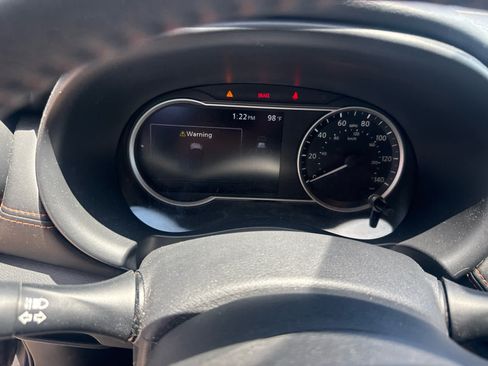 Used 2018 Nissan Kicks SR FWD image 9