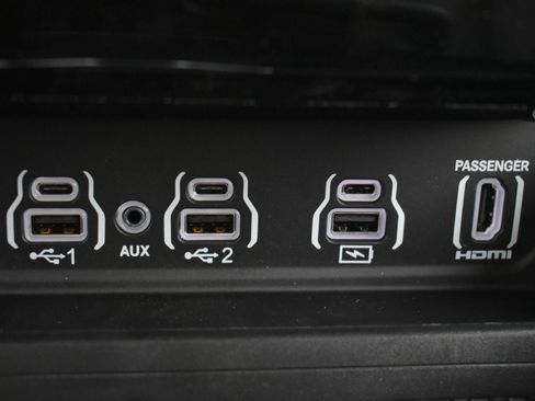 New 2026 RAM 1500 Laramie AWD/4WD image 30