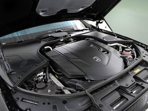 Used 2025 Mercedes-Benz S 580 4MATIC Sedan image 41