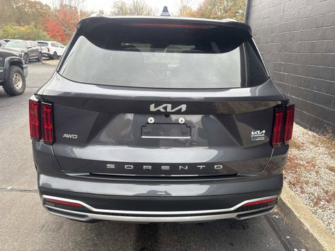 Used 2022 Kia Sorento SX Prestige w/ Panoramic Sunroof Package image 8