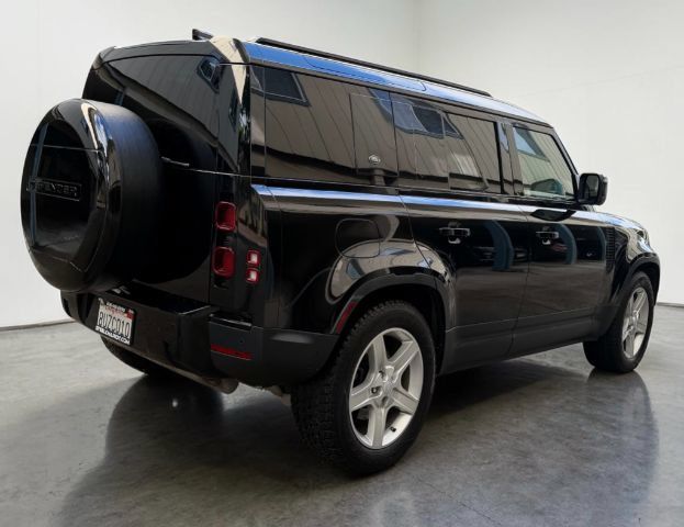 Used 2020 Land Rover Defender 110 First Edition AWD/4WD image 6