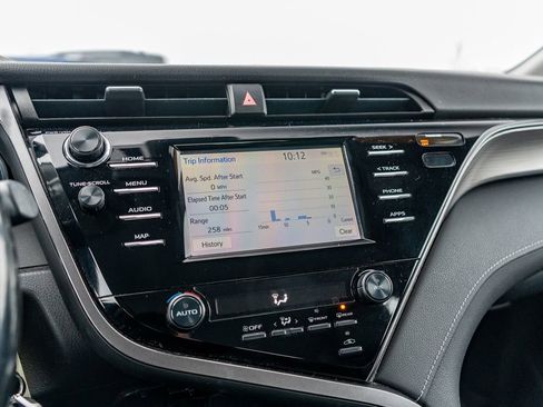 Used 2019 Toyota Camry SE image 27