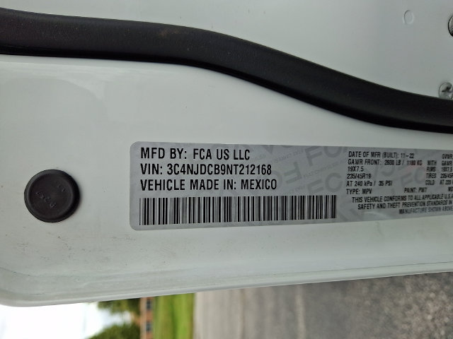 Certified 2022 Jeep Compass High Altitude AWD/4WD image 27