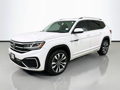 Used 2023 Volkswagen Atlas SEL Premium image 3