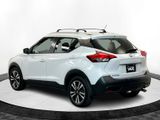 Used 2020 Nissan Kicks SV image 3