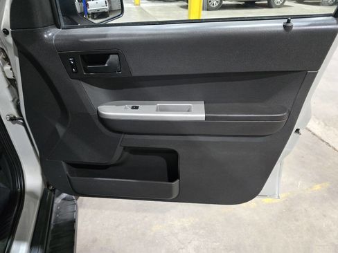 Used 2008 Ford Escape XLT image 34