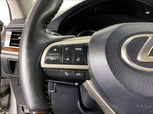 Used 2017 Lexus ES 350 w/ Luxury Package FWD image 27