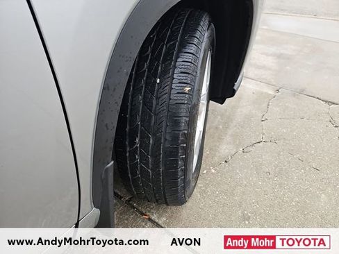 Used 2023 Toyota Highlander LE image 38