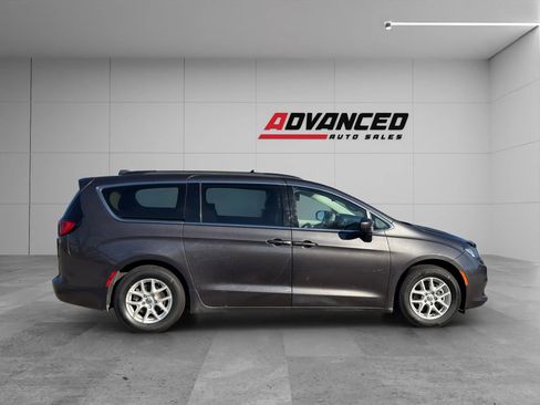 Used 2020 Chrysler Voyager Lxi image 8