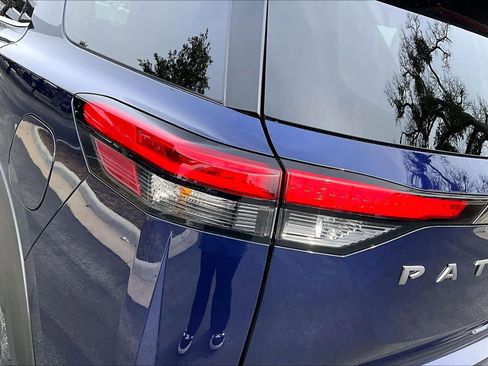 New 2026 Nissan Pathfinder SV image 14