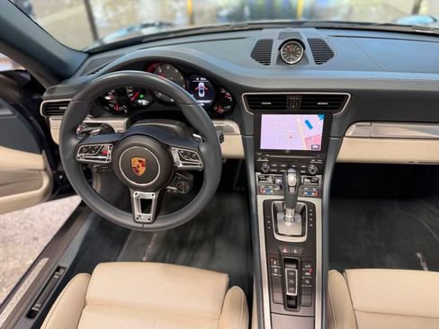 Used 2017 Porsche 911 Carrera S RWD image 26