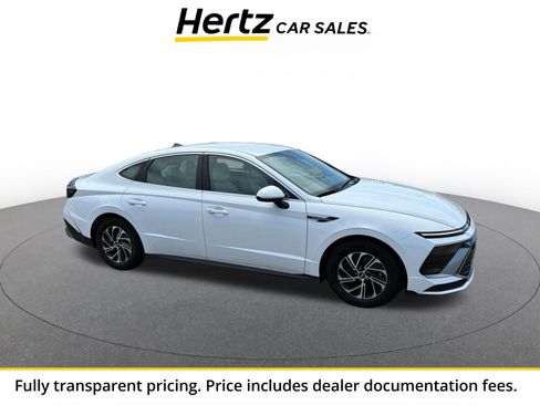 Used 2026 Hyundai Sonata Blue FWD image 1