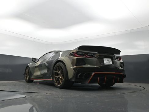 Used 2021 Chevrolet Corvette Stingray Preferred Cpe w/ Z51 Performance Package RWD image 26
