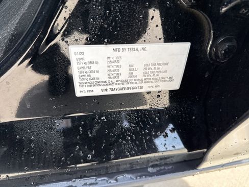 Used 2023 Tesla Model Y Long Range image 10