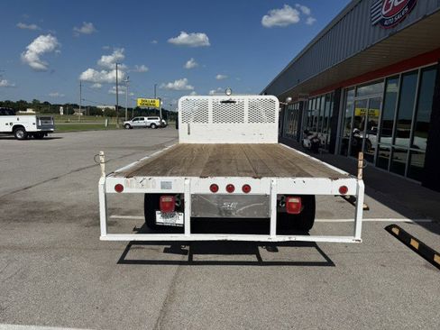 Used 2015 Ford F550 4x4 Regular Cab Super Duty image 6