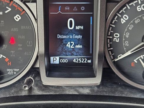 Used 2023 Toyota Tacoma TRD Sport w/ Advanced Technology Package AWD/4WD image 16