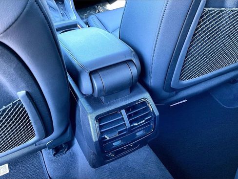 Certified 2024 Audi Q3 2.0T Premium w/ Convenience Package image 18