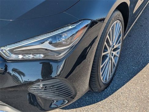 Used 2025 Mercedes-Benz CLA 250 4MATIC image 9