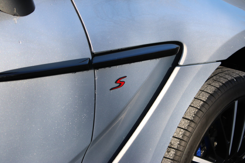 Used 2026 Aston Martin DBX 707 AWD/4WD image 8