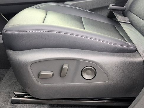 Certified 2026 Chevrolet Traverse LT w/ LPO, Floor Liner Package image 15