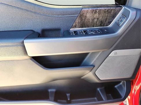 Used 2024 Ford F250 Lariat w/ Sport Appearance Package image 14