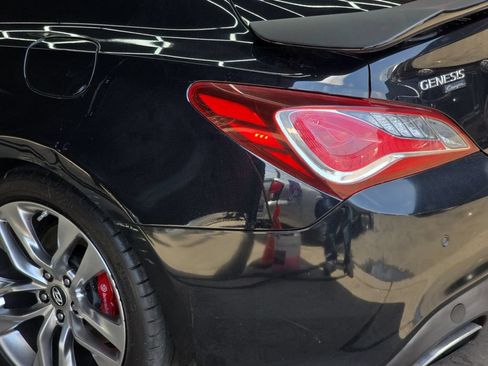 Used 2014 Hyundai Genesis 3.8 RWD image 29