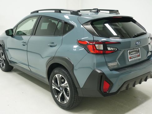 Used 2024 Subaru Crosstrek 2.0i Premium AWD/4WD image 4