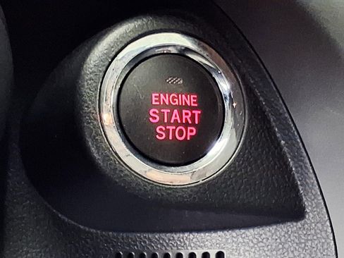 Certified 2025 Subaru Crosstrek 2.5i Sport w/ Crosstrek Mirror Package image 19