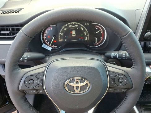New 2025 Toyota RAV4 XLE image 17