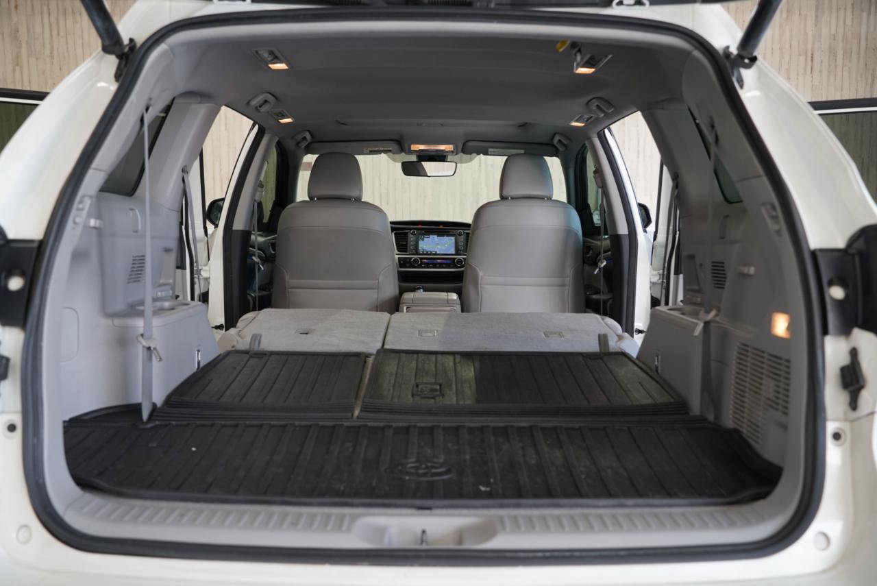 Used 2017 Toyota Highlander Limited FWD image 40
