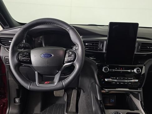 Used 2023 Ford Explorer ST w/ Equipment Group 401A AWD/4WD image 9