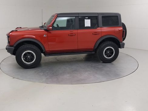 Certified 2023 Ford Bronco Outer Banks w/ Sasquatch Package AWD/4WD image 18