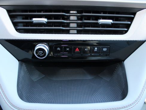 New 2026 Ford Explorer Active w/ Active Comfort Package image 24