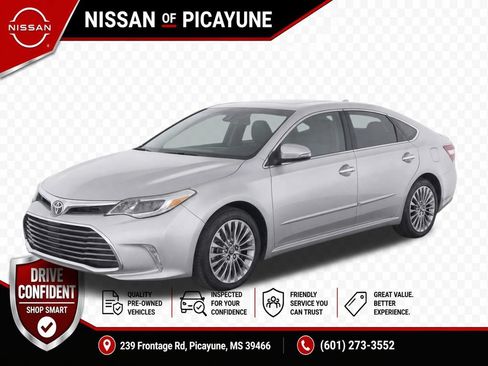 Used 2018 Toyota Avalon Limited FWD image 1