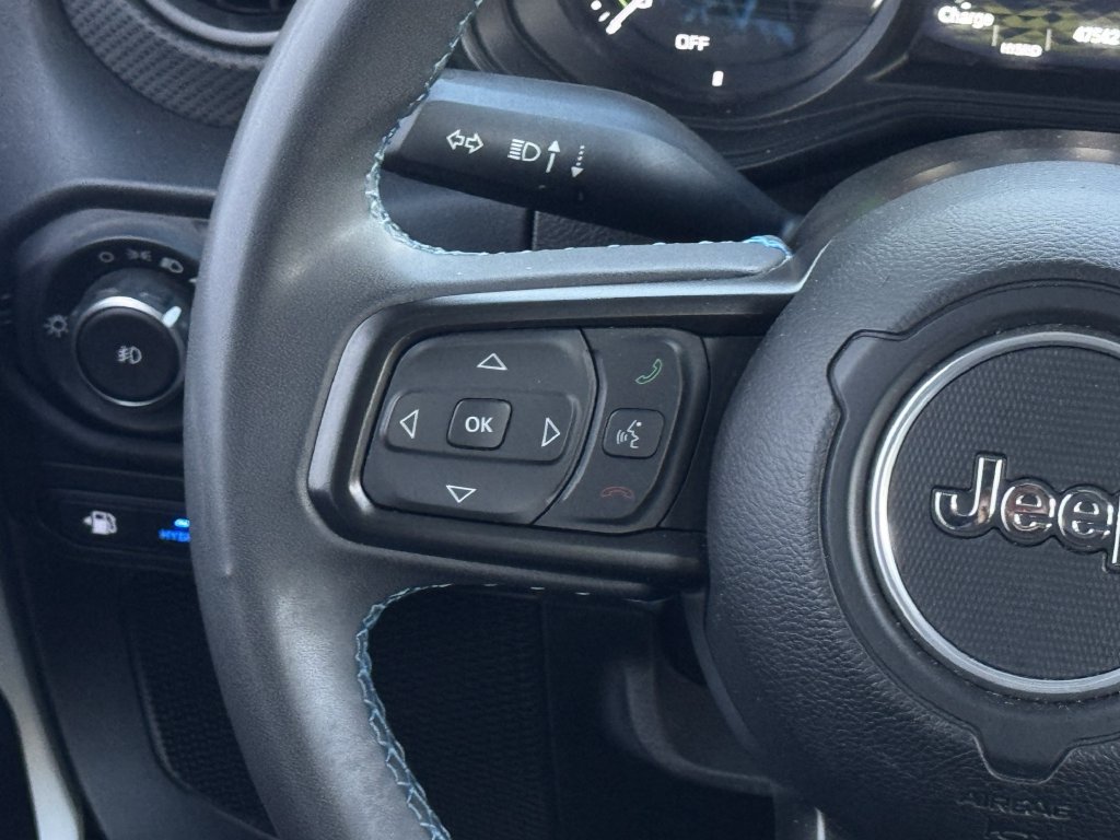 Used 2024 Jeep Wrangler Unlimited Rubicon 4xe AWD/4WD image 13