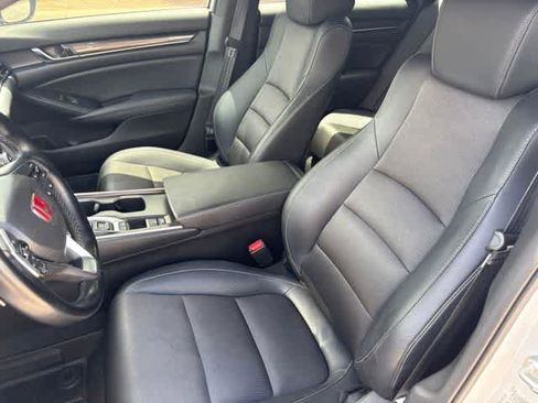 Used 2021 Honda Accord Sport image 11