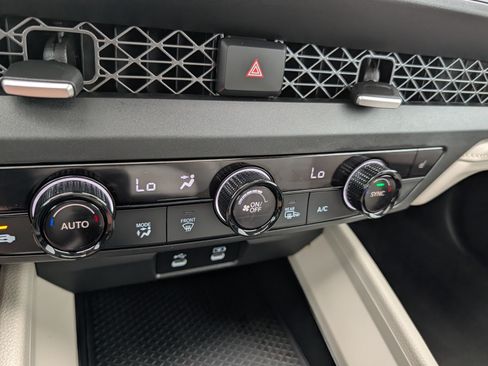 Used 2024 Honda Accord EX image 31