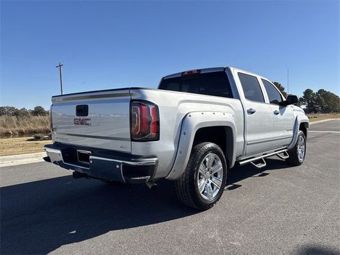 Used 2017 GMC Sierra 1500 SLT image 5