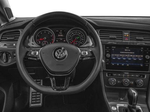 Used 2018 Volkswagen Golf Alltrack AWD/4WD image 7