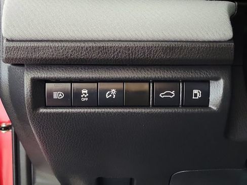 Used 2025 Toyota Camry SE FWD image 23