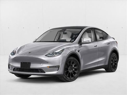 Used 2025 Tesla Model Y Long Range RWD image 1