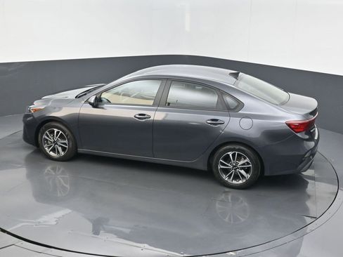 Used 2023 Kia Forte LXS image 11