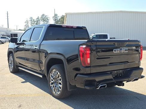 Used 2025 GMC Sierra 1500 Denali Ultimate image 3
