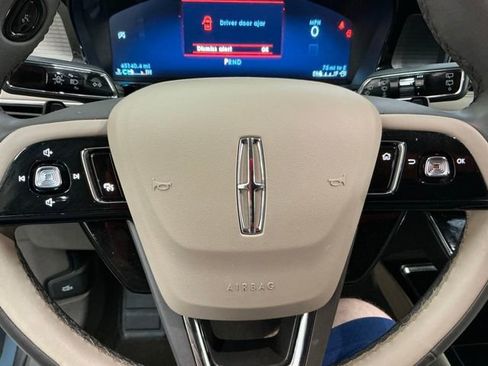 Used 2023 Lincoln Corsair FWD image 27