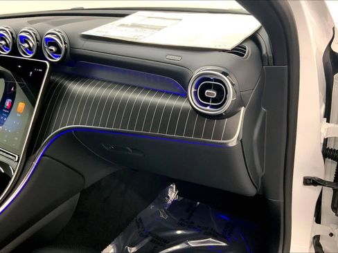 New 2026 Mercedes-Benz GLC 300 image 28