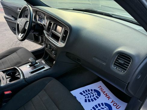Used 2014 Dodge Charger SE image 25