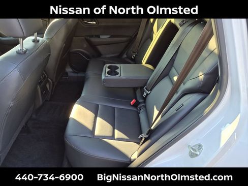 Used 2023 Nissan Rogue SL AWD/4WD image 24