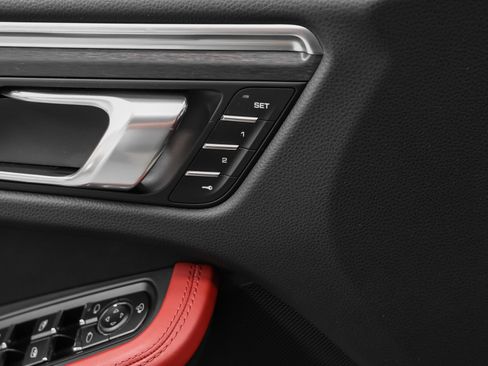 Certified 2023 Porsche Macan GTS AWD/4WD image 32