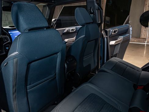 Used 2023 Ford Bronco Outer Banks image 25