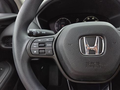Used 2025 Honda HR-V LX image 24